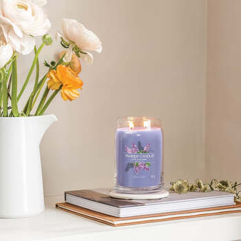 Lemon Lavender Signature Candle ( citrón s levanduľou ) - Vonná sviečka
